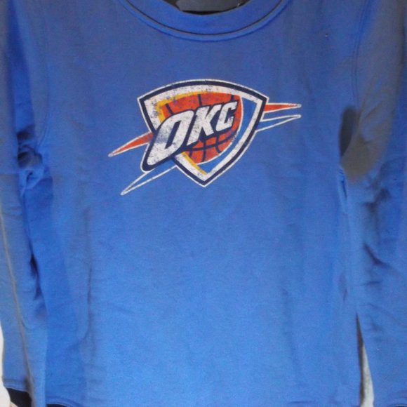 NWT - Women's NBA OKC Thunder Heavyweight Crew Neck Sweatshirt - Small - Picture 3 of 11